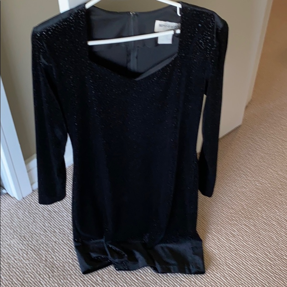 Women’s black velveteen cocktail dress